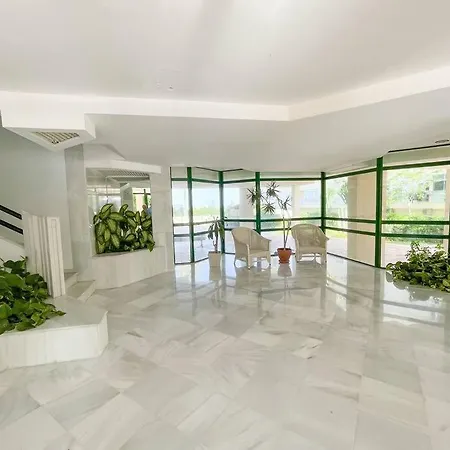 Apartment Seafront With Direct Access To The *